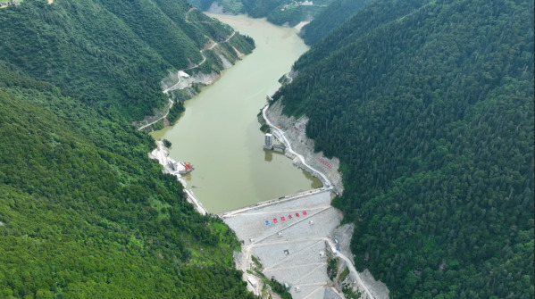 1.大坝.jpg